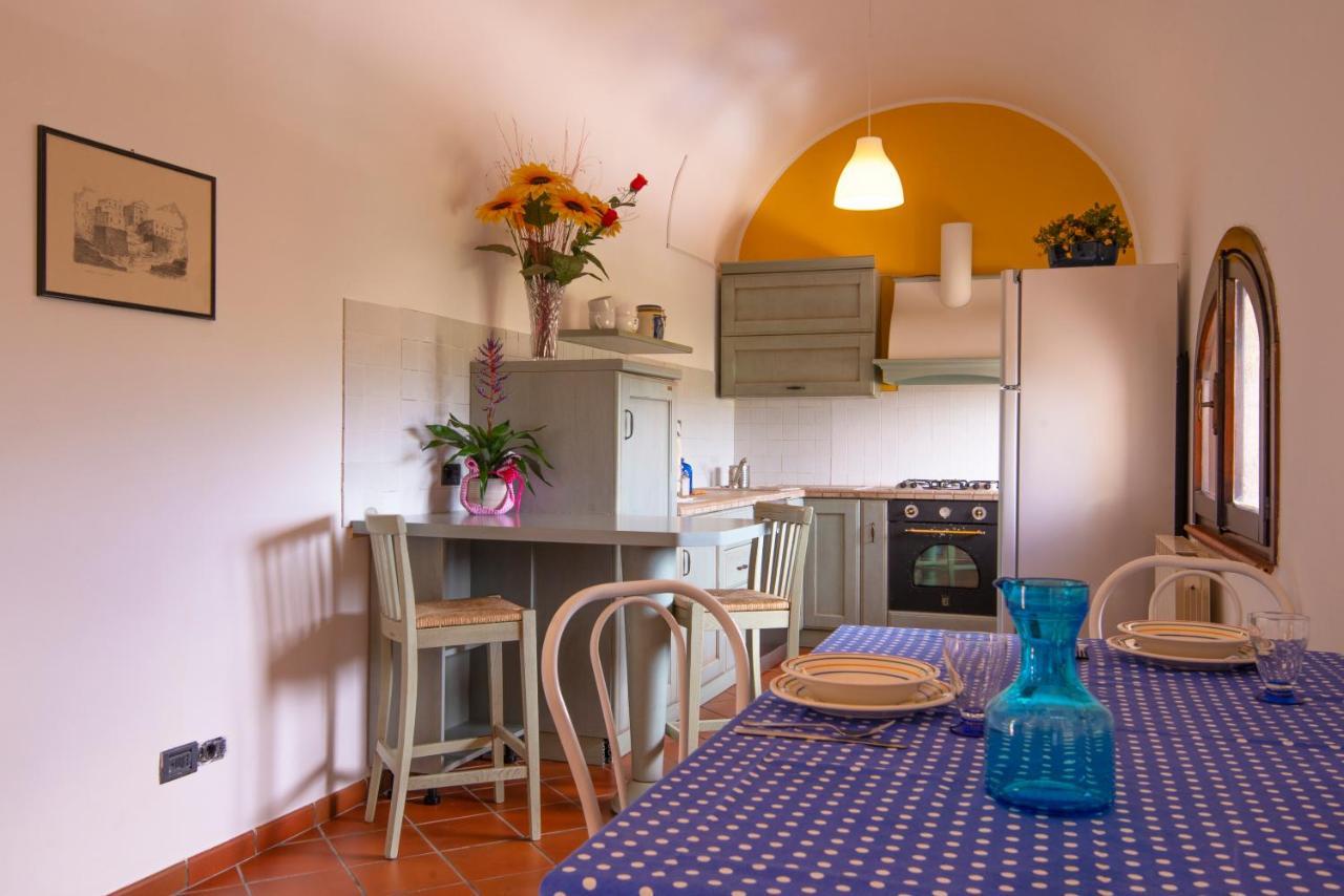 Torre Caetana Bed & Breakfast Minturno Ngoại thất bức ảnh