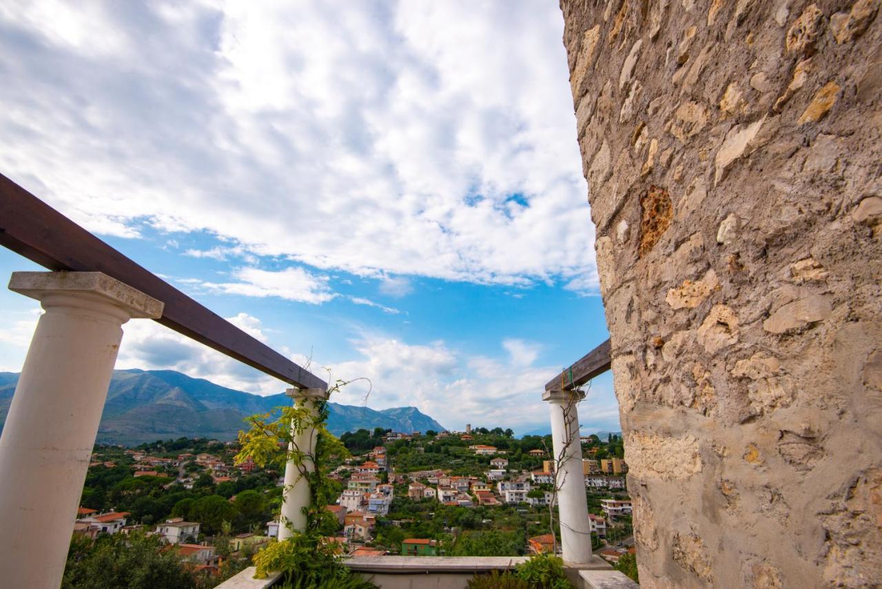 Torre Caetana Bed & Breakfast Minturno Ngoại thất bức ảnh