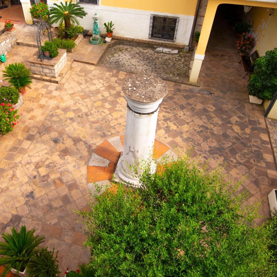 Torre Caetana Bed & Breakfast Minturno Ngoại thất bức ảnh
